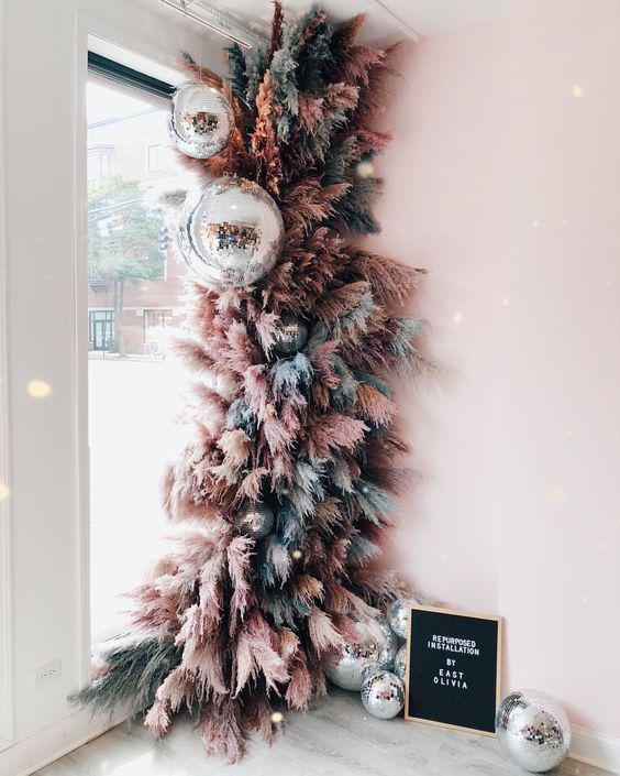 Pampas grass decor christmas