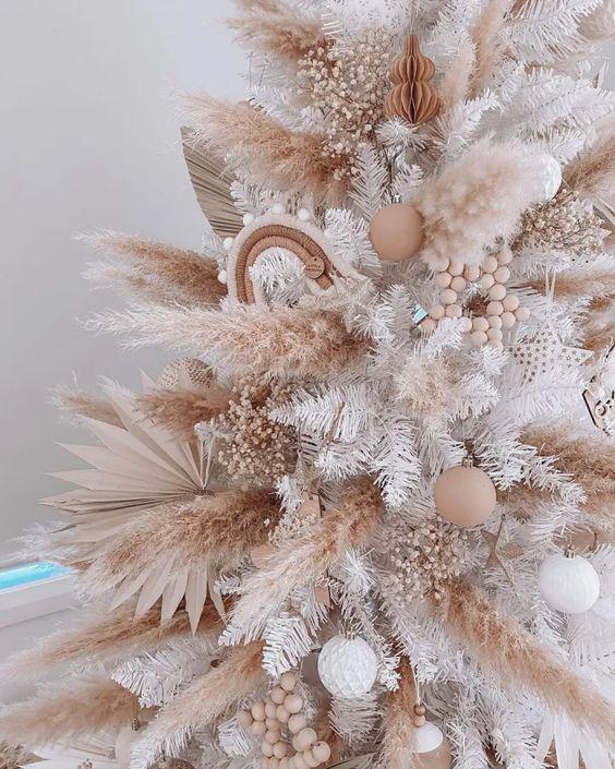 Pampas grass decor christmas