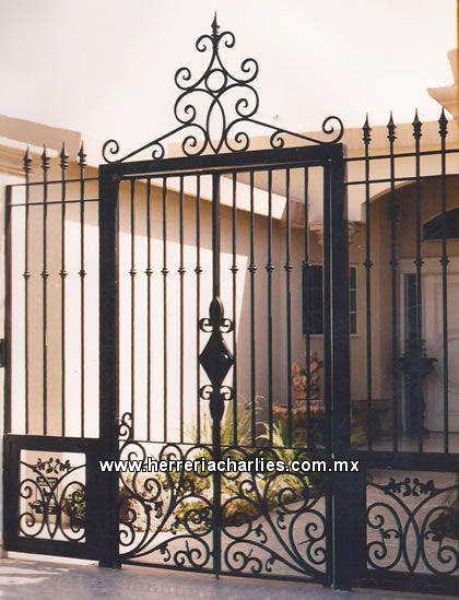 Ideas de puertas de hierro forjado para exteriores
