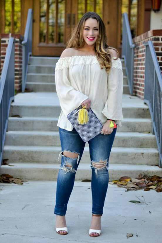 Outfits con blusas off the shoulders