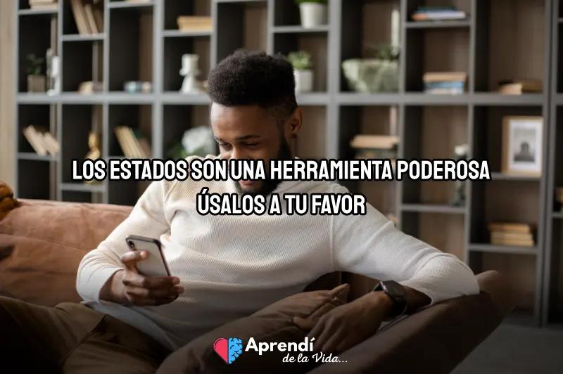 hombre viendo celular