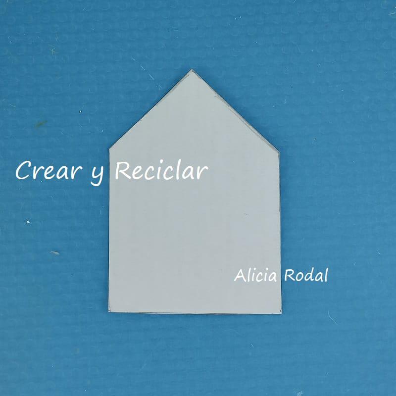 En este tutorial aprenderás a hacer 7 diseños diferentes de adornitos que puedes usar como decoración navideña para decorar el arbolito o pino de Navidad o en cualquier otro tipo de decoración para tu casa.