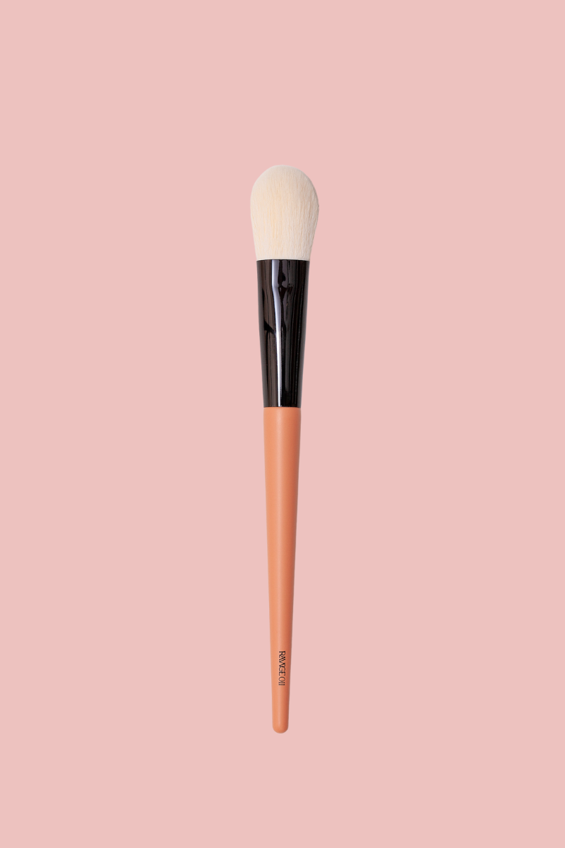 RAWGE COSMETICS - #011 Sculpting Brush - La Descarada