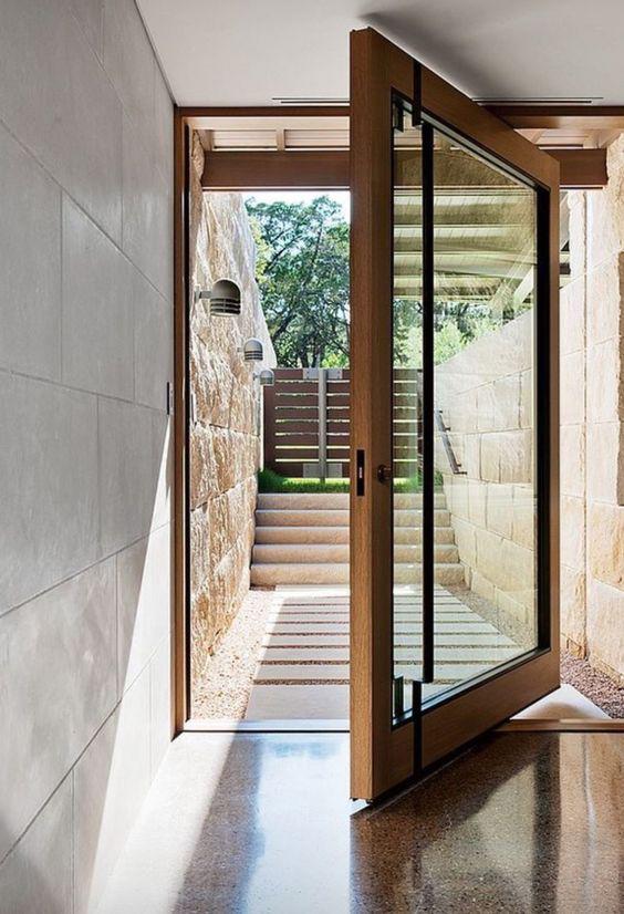 Diseños de puertas principales de madera con vidrio