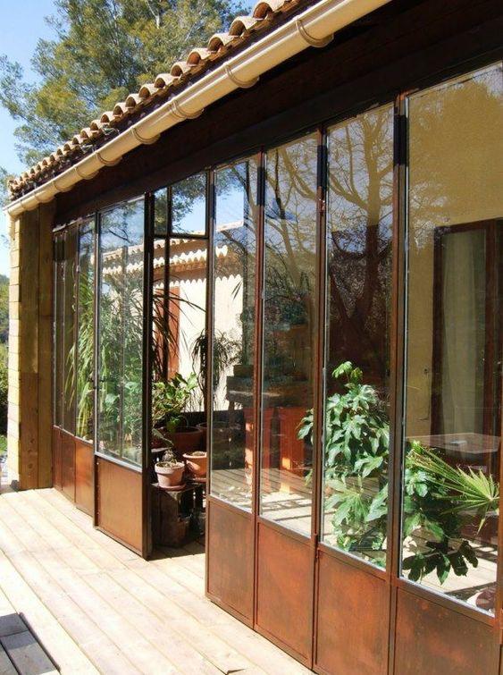 Modelos de casas de campo con ventanas de aluminio