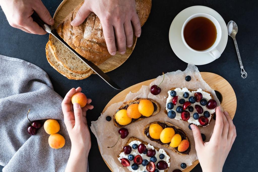 Recetas de canapés para Navidad con frutas y verduras