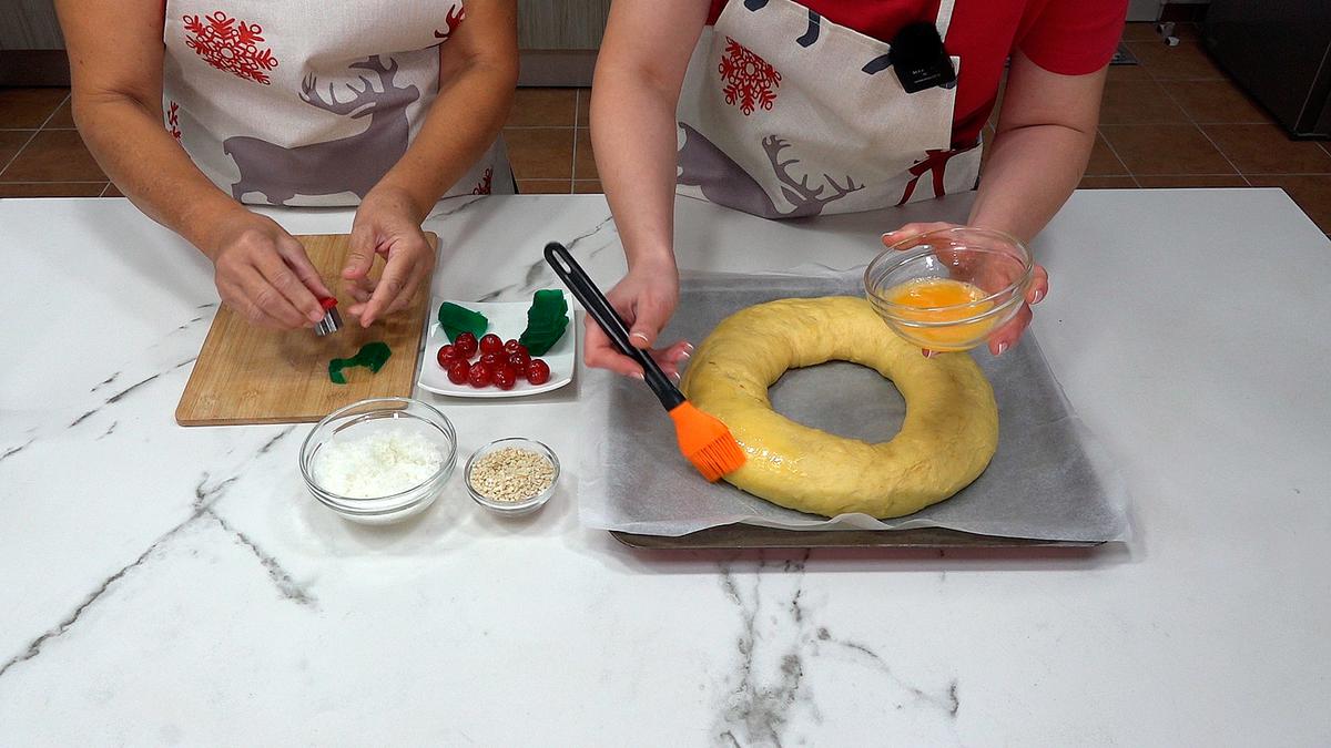 ROSCÓN DE REYES CON ESBIETA Y SU MEJOR ROSCÓN - Loli Domínguez - Foto14