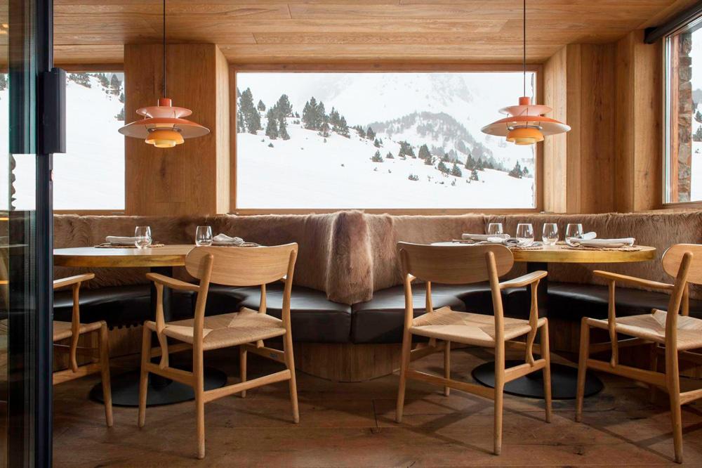RESTAURANT-LA-CAVA-WTH-VIEWS-Grau-Roig-Hotel