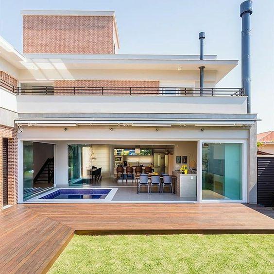 Terrazas abiertas con piscina