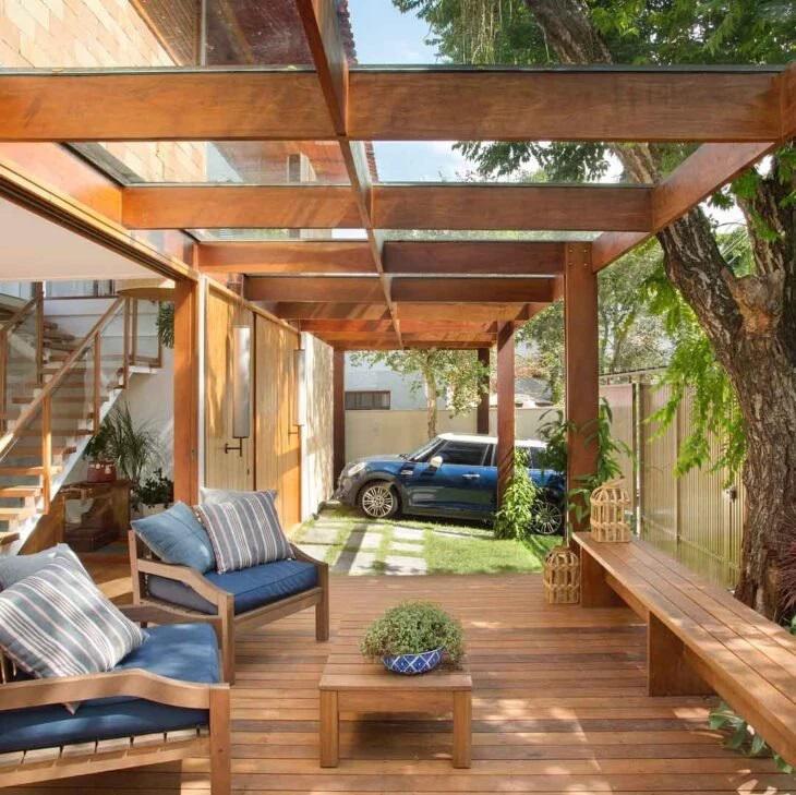 Ideas de patios laterales con pérgola