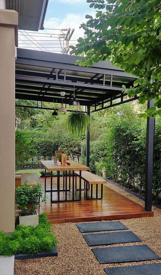 Ideas de patios laterales con pérgola
