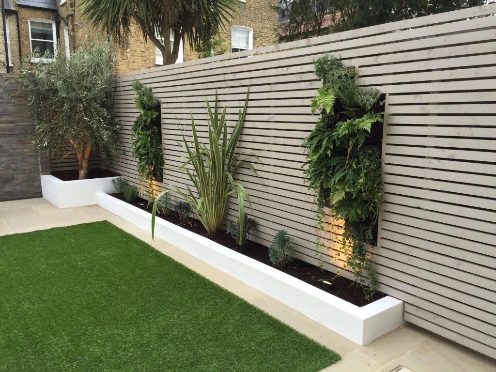 Ideas de diseño de muros y cercas que mejoran la seguridad de tu casa con estilo