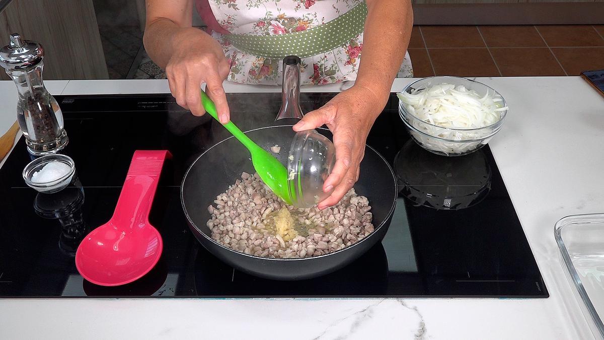 EMPANADAS DE POLLO CON MASA CASERA. Una receta fácil y deliciosa - Loli Domínguez - Foto 5