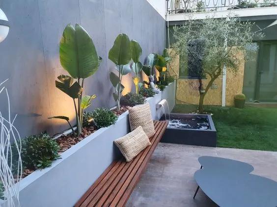 Patios traseros con jardineras