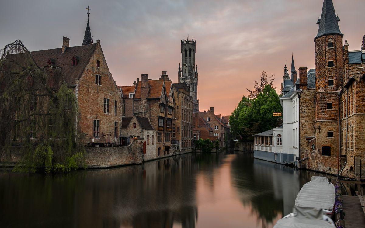 Muelle del Rosario Rozenhoedkaai - Brujas