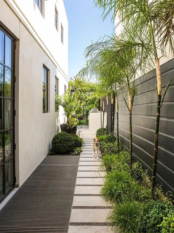 Jardineras laterales para cercas de casas