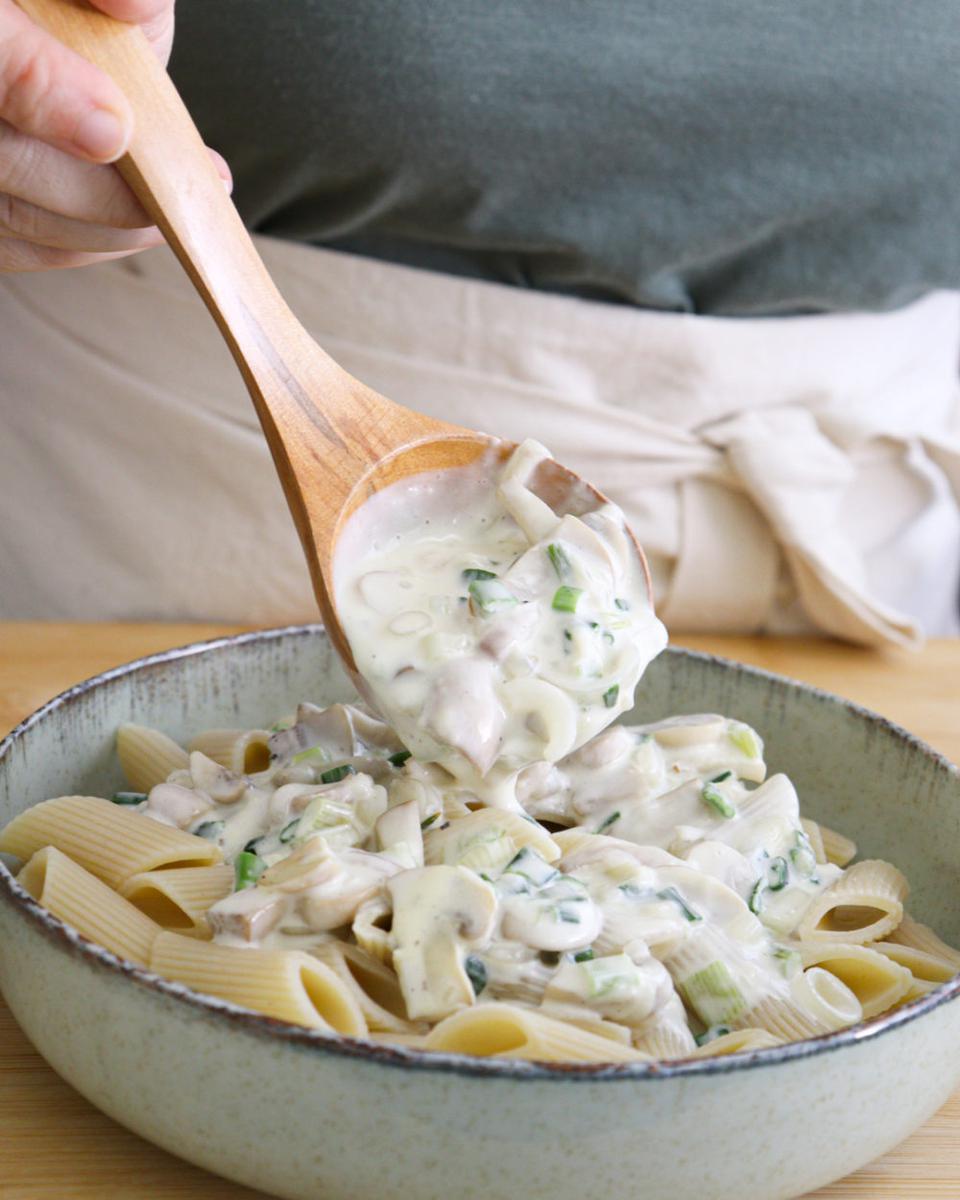 salsa crema verdeo champignon