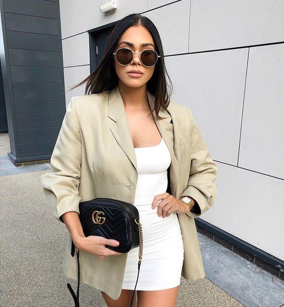 Blazers de moda color camel o beige