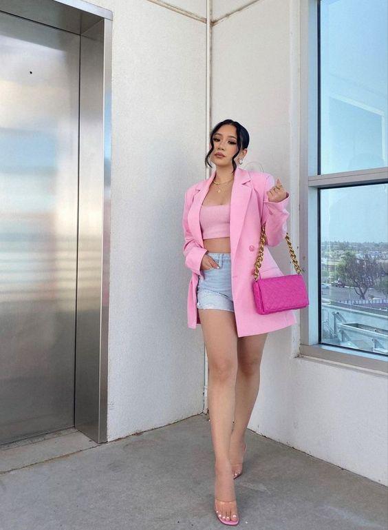 Diseños de blazers en tendencia color rosa