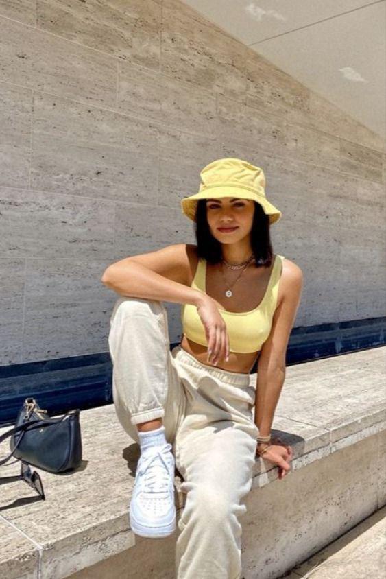 Outfits con bucket hats
