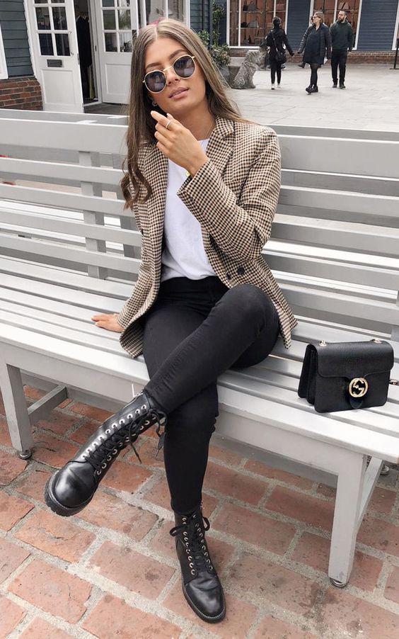 Outfits casuales con blazer a cuadros