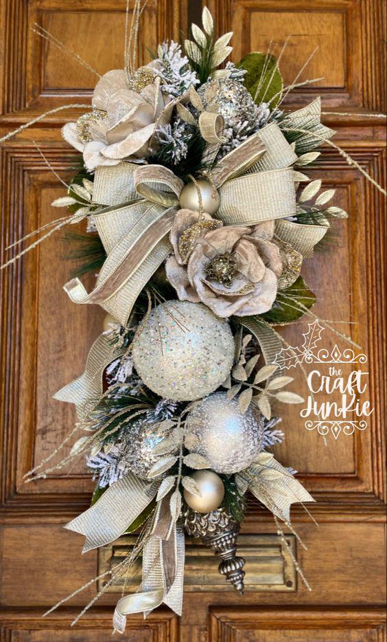 arreglos para la entrada de la casa en navidad (2)