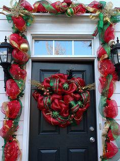 Arreglos para la entrada de la casa en navidad 2023