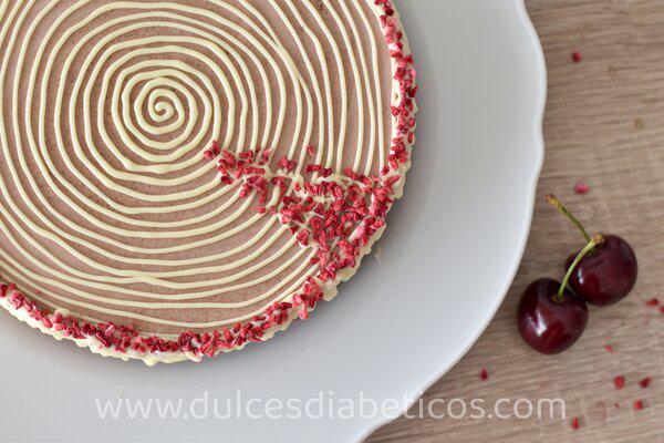 Tarta de cerezas sin azucar con textura mousse