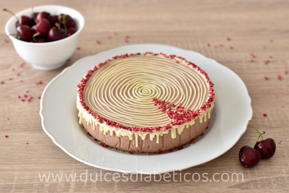 Tarta mousse de cerezas sin azucar