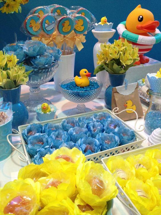 Mesas de postres temáticas de patito