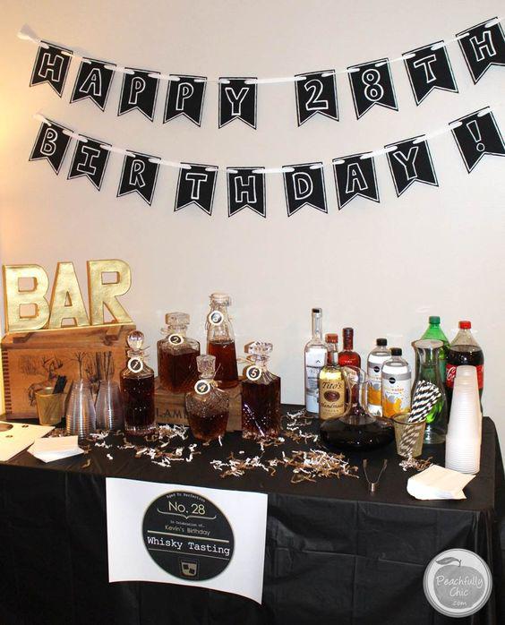 Decoración sencilla de una fiesta en casa para hombre