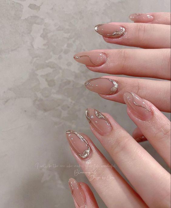 Cómo son las uñas almendradas