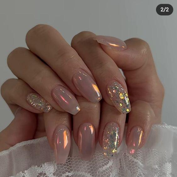 Uñas postizas almendradas pre-diseñadas