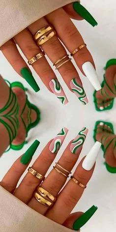 Tendencias en Manicura, uñas mexicanas, uñas septiembre mexico, uñas para septiembre 2023