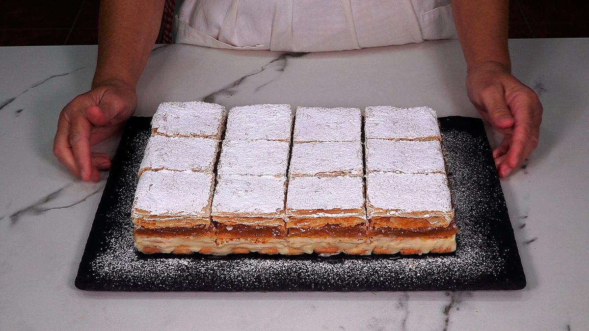 POSTRE DE HOJALDRE CON CREMA PARA NAVIDAD. Delicioso postre con hojaldre y crema además de otros ingredientes que lo hacen completamente irresistible - Loli Domínguez - Foto 9