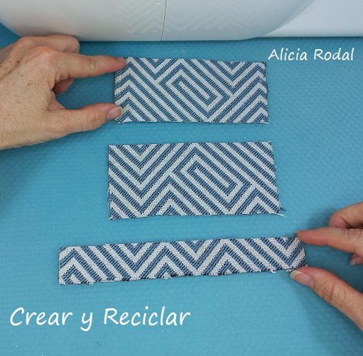 En esta publicación tutorial les quiero enseñar cómo hacer un neceser o pequeño bolso de tela y para qué lo hice, ya que me cumple una función súper práctica. Además, es rápido y fácil de hacer, como siempre, vamos a reutilizar materiales y objetos que tenemos en casa.