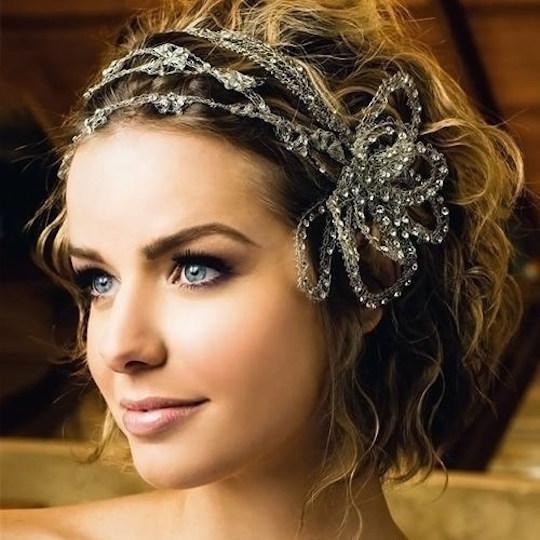 peinados-novia-pelo-corto-rizado