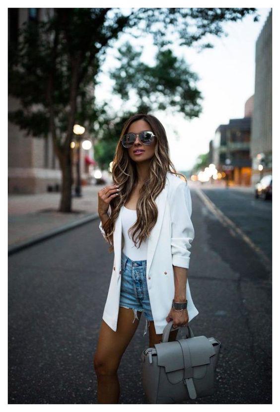 Formas de combinar un blazer con short para verte elegante