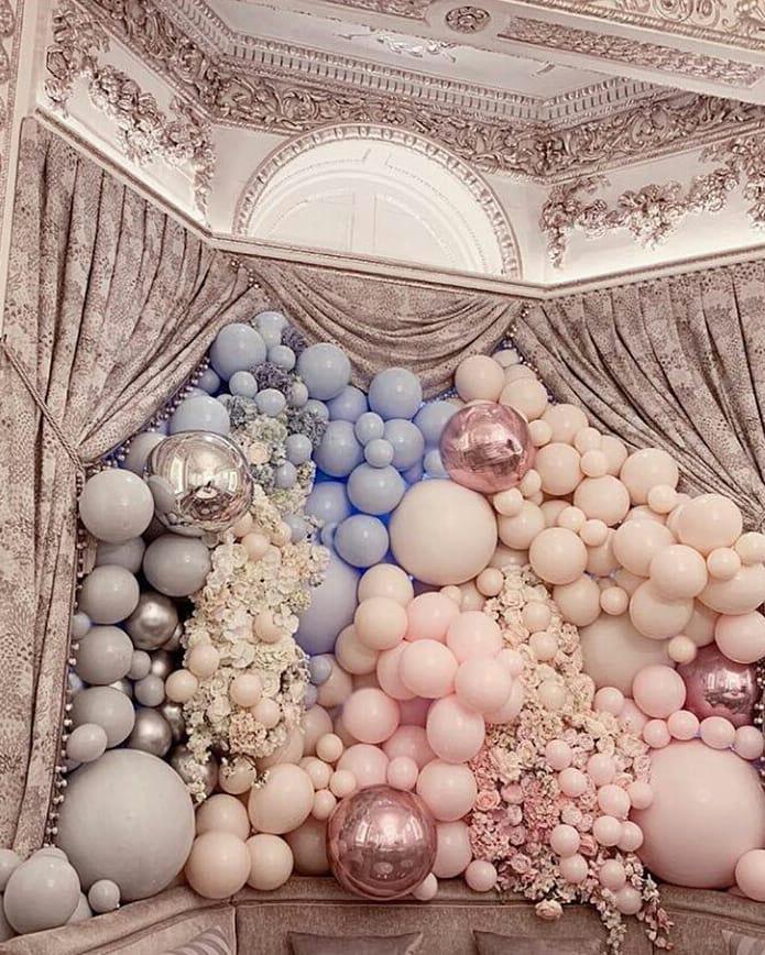 Arcos con globos de colores