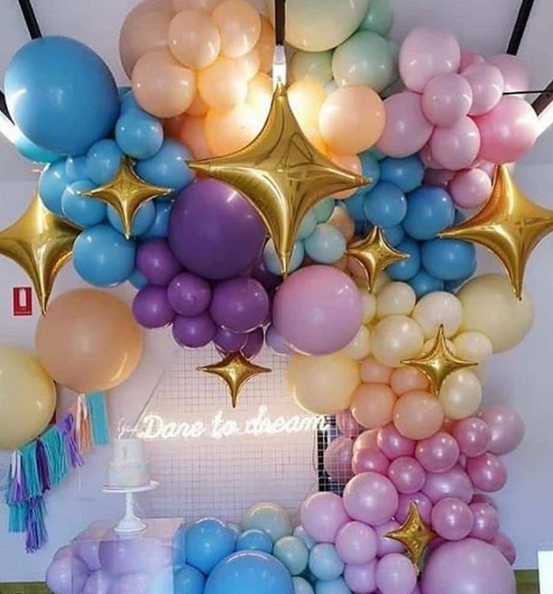 Arcos con globos de colores