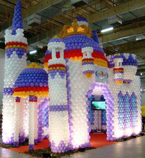 Arcos de globos con personajes y formas
