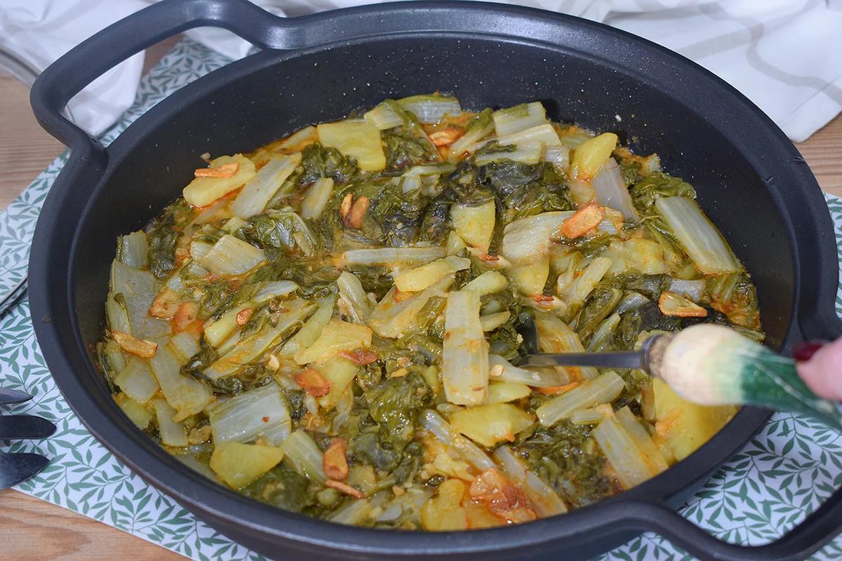 acelgas con patatas receta