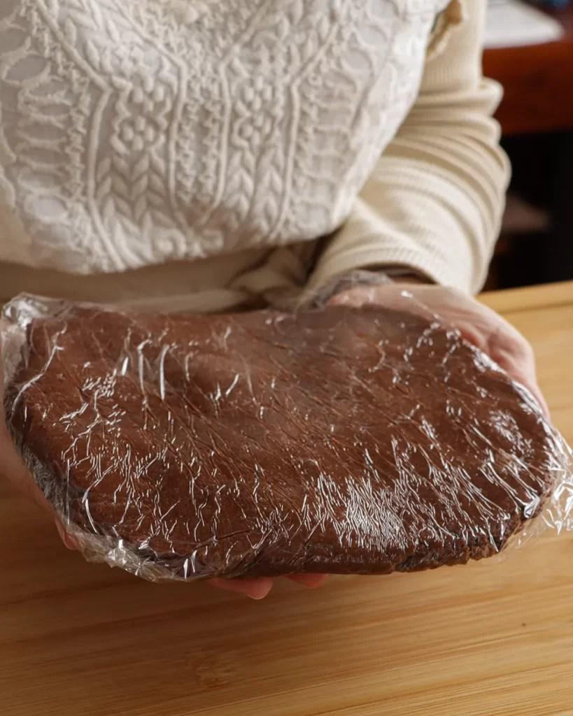 masa de galletas cubierta en film