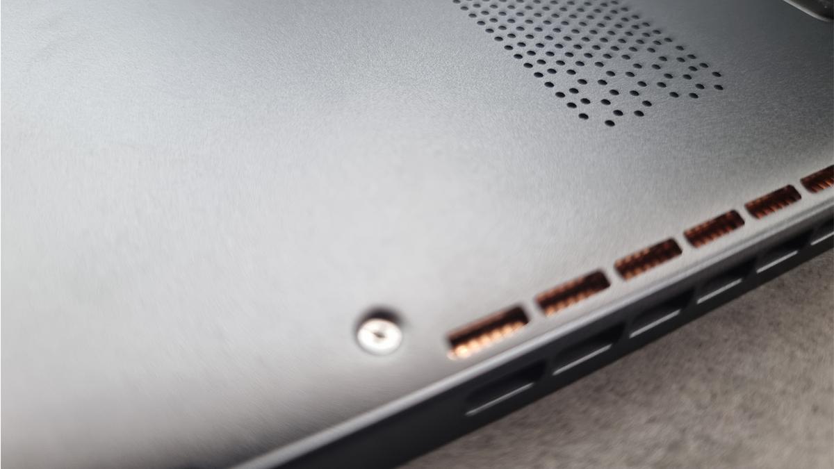 Chuwi Minibook X - Parte inferior