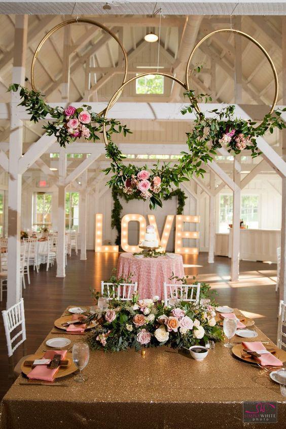 Ideas para decorar bodas con aros de hula hula