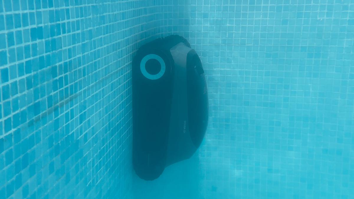 Aiper Scuba S1 - Limpieza de paredes