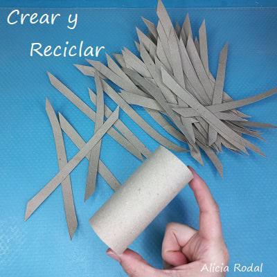 En este tutorial les voy a enseñar como hacer una original cesta organizador para tu casa con una caja de zapatos de cartón y rollos o tubos de cartón del papel de baño. Esta idea sirve para guardar lo que quieran, para el dormitorio, la mesa de la entrada de la casa, la cocina o el baño.