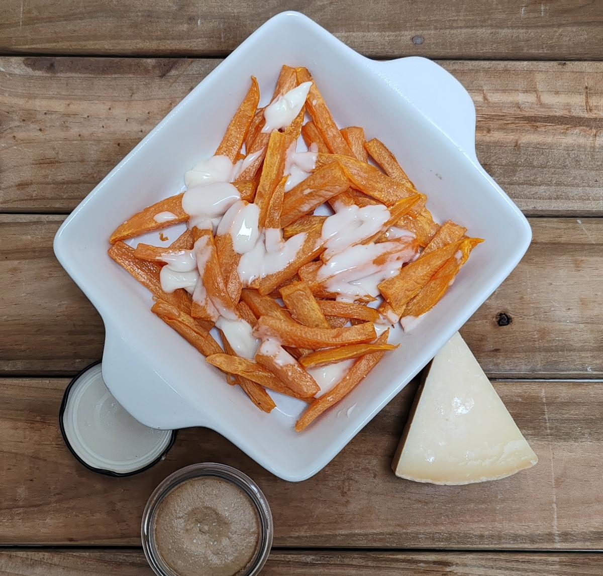 batatas fritas 2 salsas