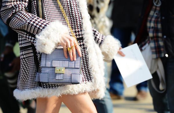 houndstoothbalenciagarings