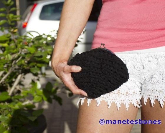 http://manetesbones.files.wordpress.com/2013/09/bolso-redondo-1.jpg?w=560&h=452